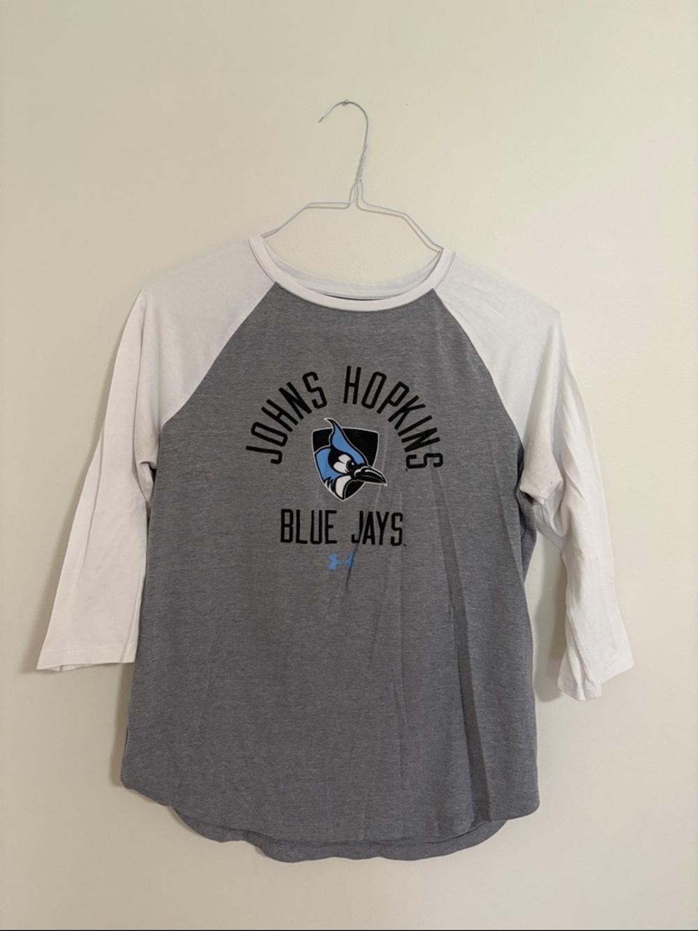 Under Armour Gray & White Heathered Raglan Tee